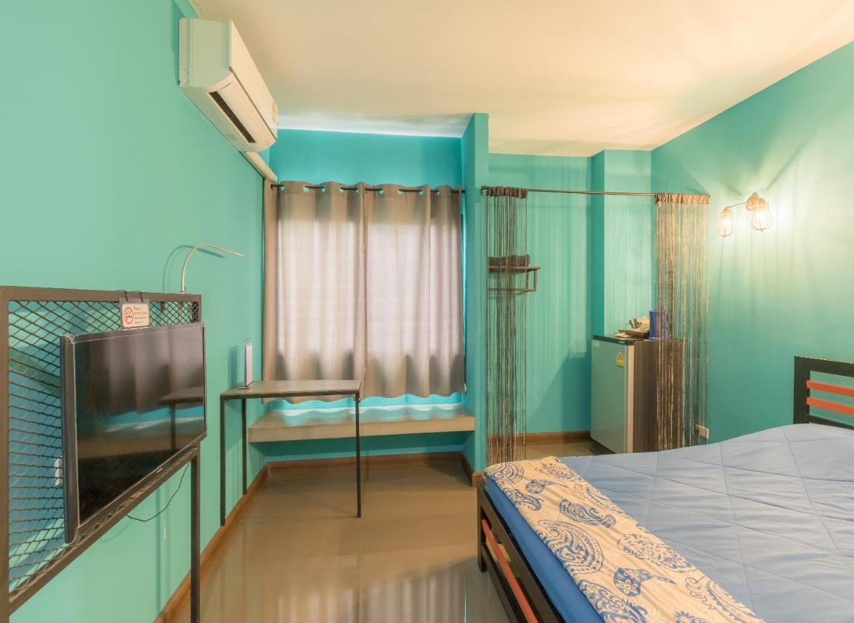 Rumluek Bangkok Luaran gambar