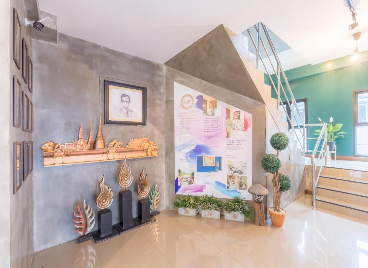 Rumluek Bangkok Luaran gambar